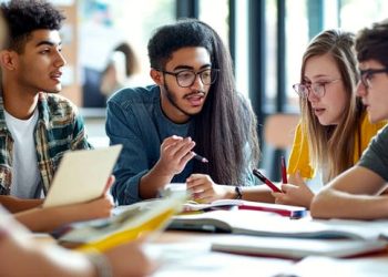 pieniądze na projekty studenckie